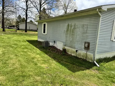 Exterior - 11126 Opel Dr, Jerome, MI 49249 photo 4 of 7