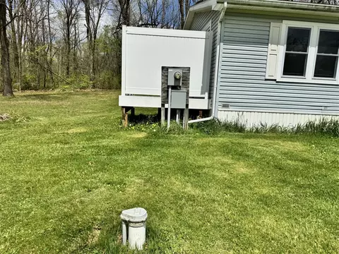 Exterior - 11126 Opel Dr, Jerome, MI 49249 photo 2 of 7