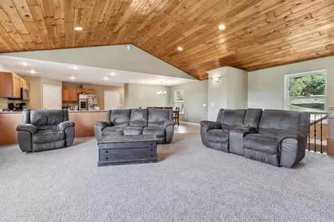 9434 Marsh, Plainwell, MI 49080 photo 3
