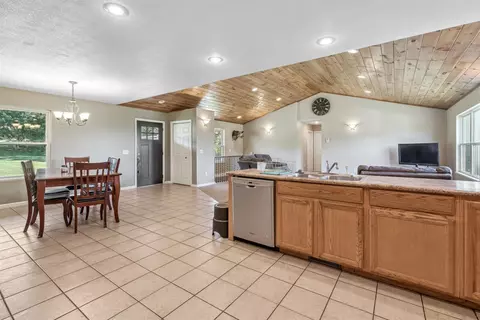 9434 Marsh, Plainwell, MI 49080 photo 9