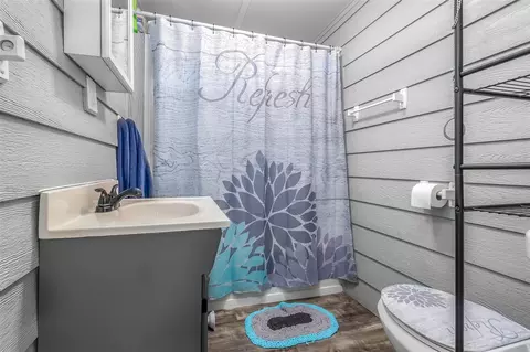 Bath - 116 Silver, Reading, MI 49274 photo 1 of 1