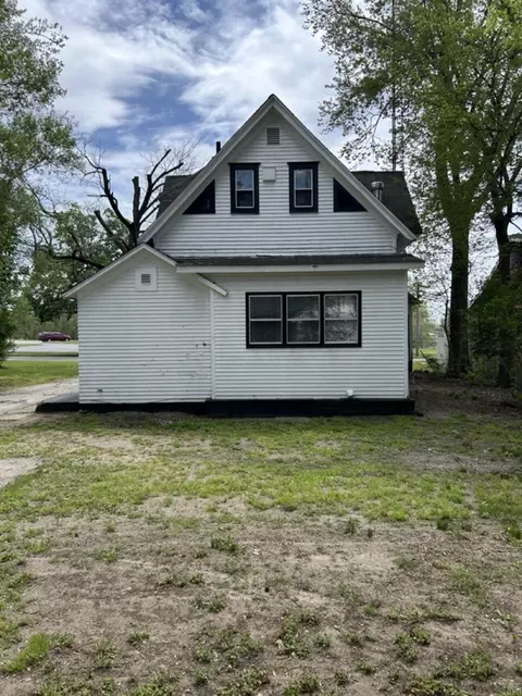 190 E Michigan, Three Rivers, MI 49093 photo 5