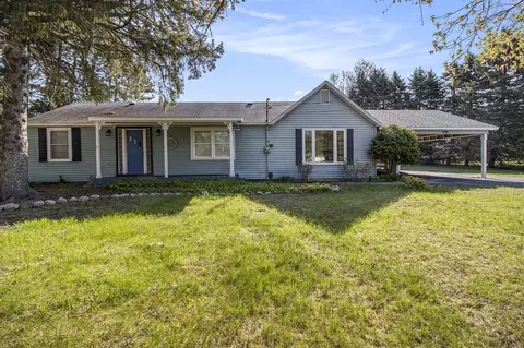 1234 N Jebavy Dr, Ludington, MI 49431