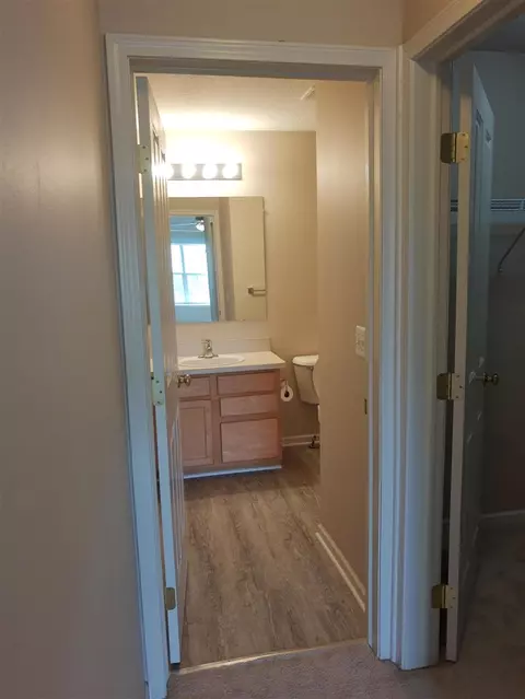 28813 Cullen, Romulus, MI 48174 photo 17