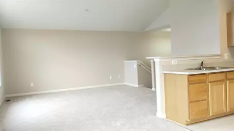 28813 Cullen, Romulus, MI 48174 photo 5