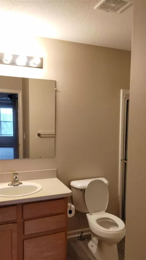 28813 Cullen, Romulus, MI 48174 photo 8