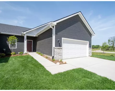 2332 Gilder, Howell, MI 48843