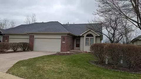 2037 N N Ter, Grand Rapids, MI 49505