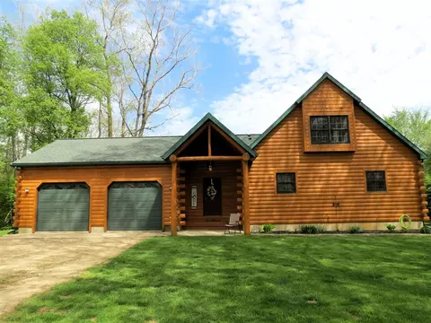 3370 Henry, Jackson, MI 49201