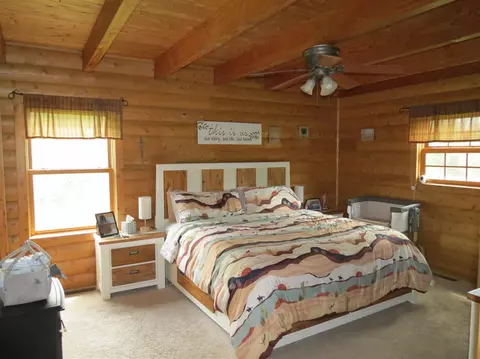 Bedroom - 3370 Henry, Jackson, MI 49201 photo 1 of 9