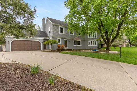 1442 Riverton, Grand Rapids, MI 49546
