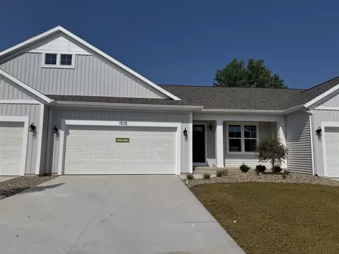 1535 N N Vlg, Kalamazoo, MI 49009