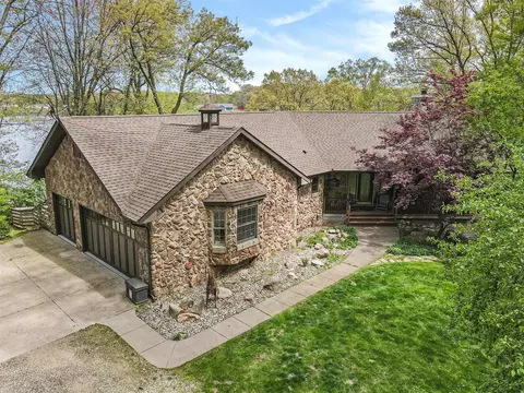 14965 Loon Lk, Bellevue, MI 49021