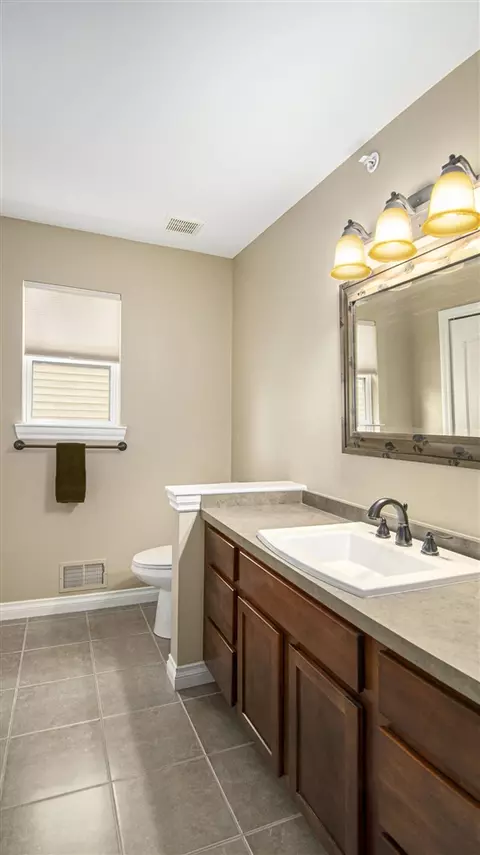 Bath - 4607 Spring Mtn, Brighton, MI 48116 photo 3 of 4