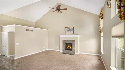 Living - 4607 Spring Mtn, Brighton, MI 48116 photo 2 of 5
