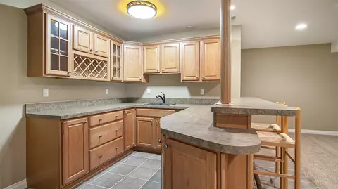 Kitchen - 4607 Spring Mtn, Brighton, MI 48116 photo 4 of 4
