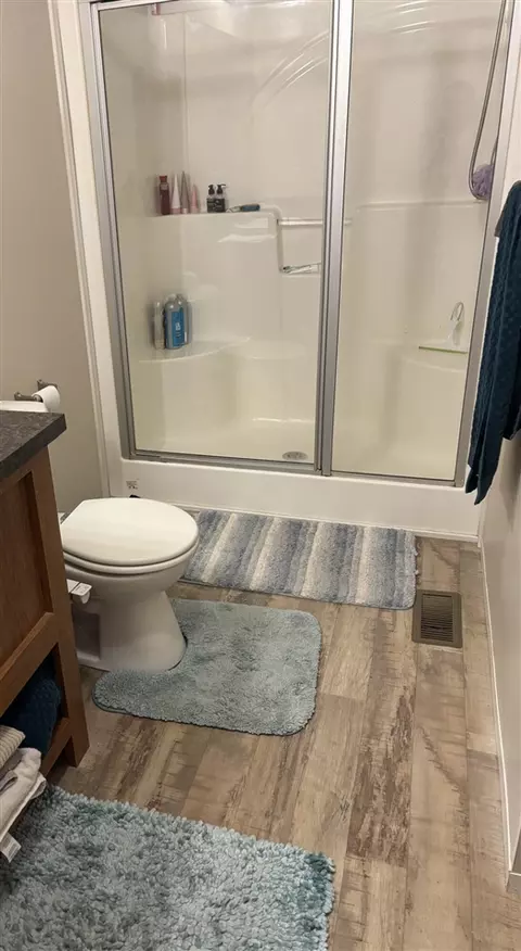 Bath - 3717 Cypress, Jackson, MI 49201 photo 4 of 4