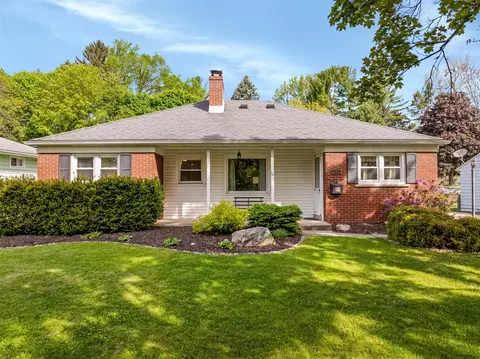 212 W Mckay, Saline, MI 48176