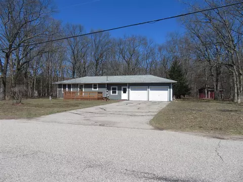 606 Wall, Manistee, MI 49660