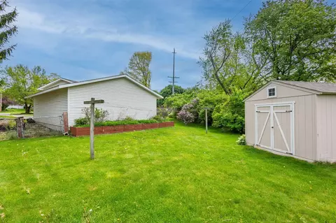 201 Colebrook, Clinton, MI 49236 photo 37