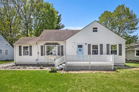 2214 Glendale, Kalamazoo, MI 49004