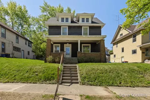 106 Colfax, Grand Rapids, MI 49505