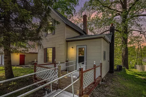 316 S Fulton, Cassopolis, MI 49031