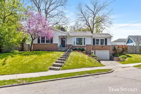 1540 Lyon, Grand Rapids, MI 49503