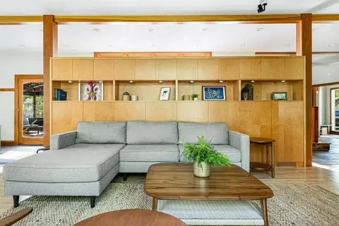 Living - 6800 Harbert, Harbert, MI 49115 photo 4 of 8