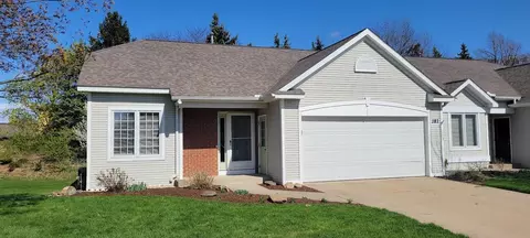 787 Holly Crk #15, Holland, MI 49423