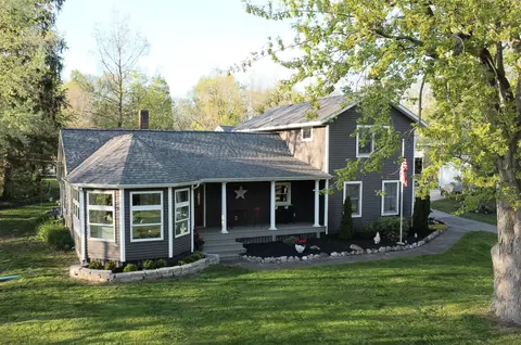 7013 Leonard, Coopersville, MI 49404