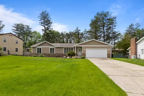 5123 Wembley, Wyoming, MI 49509