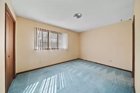 216 Wickenham, Spring Arbor, MI 49283 photo 37