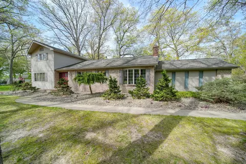 216 Wickenham, Spring Arbor, MI 49283 photo 69