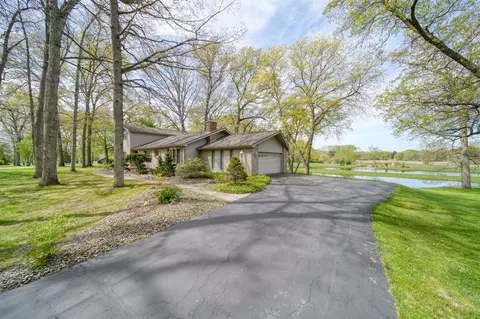 216 Wickenham, Spring Arbor, MI 49283 photo 68