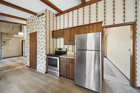 216 Wickenham, Spring Arbor, MI 49283 photo 16