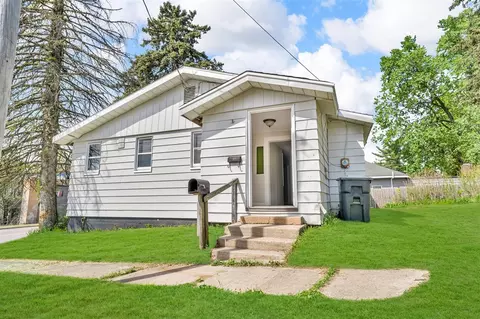 315 River, Buchanan, MI 49107