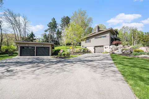 821 Grand Riv, Ada, MI 49301
