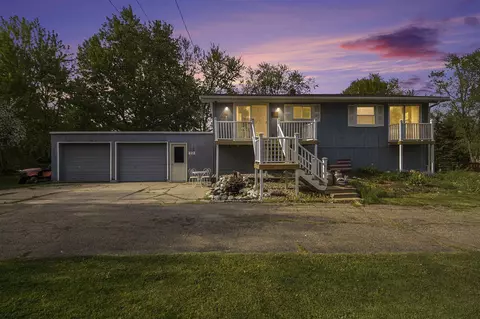 111 E Division, Casnovia, MI 49318