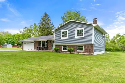 1240 Bishop, Saline, MI 48176