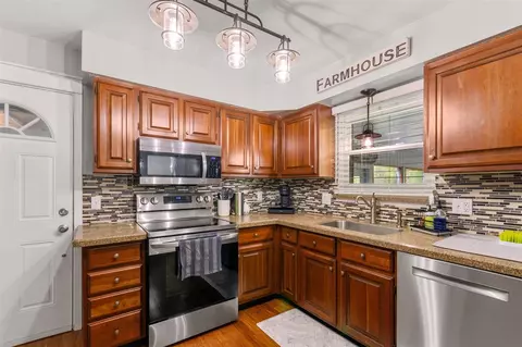 1240 Bishop, Saline, MI 48176 photo 9