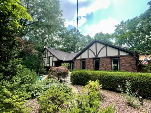 13829 Riker, Chelsea, MI 48118