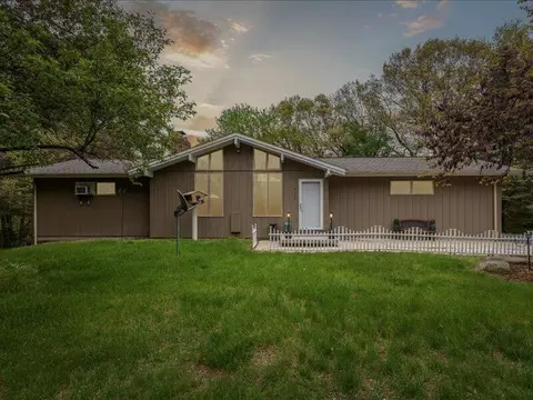 6955 Maple Ln, Rives Junction, MI 49277