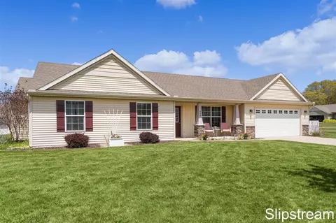 879 E Harmony, Sparta, MI 49345