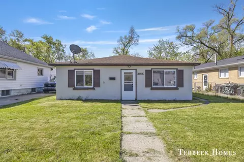 1085 Irwin, Muskegon, MI 49442