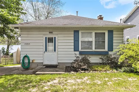 5264 Happy Holw, Manchester, MI 48158