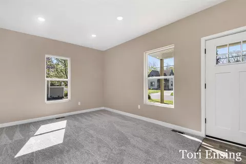 702 Morton, Belding, MI 48809 photo 6