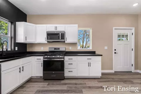 702 Morton, Belding, MI 48809 photo 11