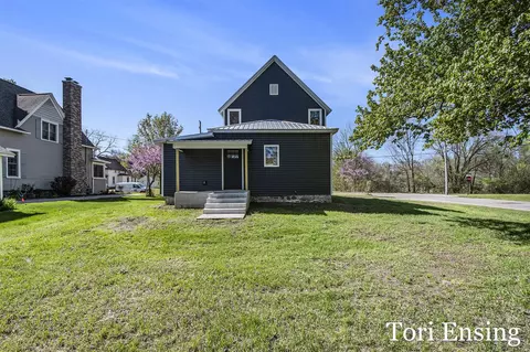 702 Morton, Belding, MI 48809 photo 24