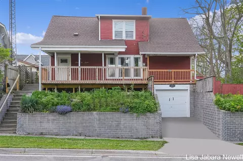 205 N Franklin, Greenville, MI 48838
